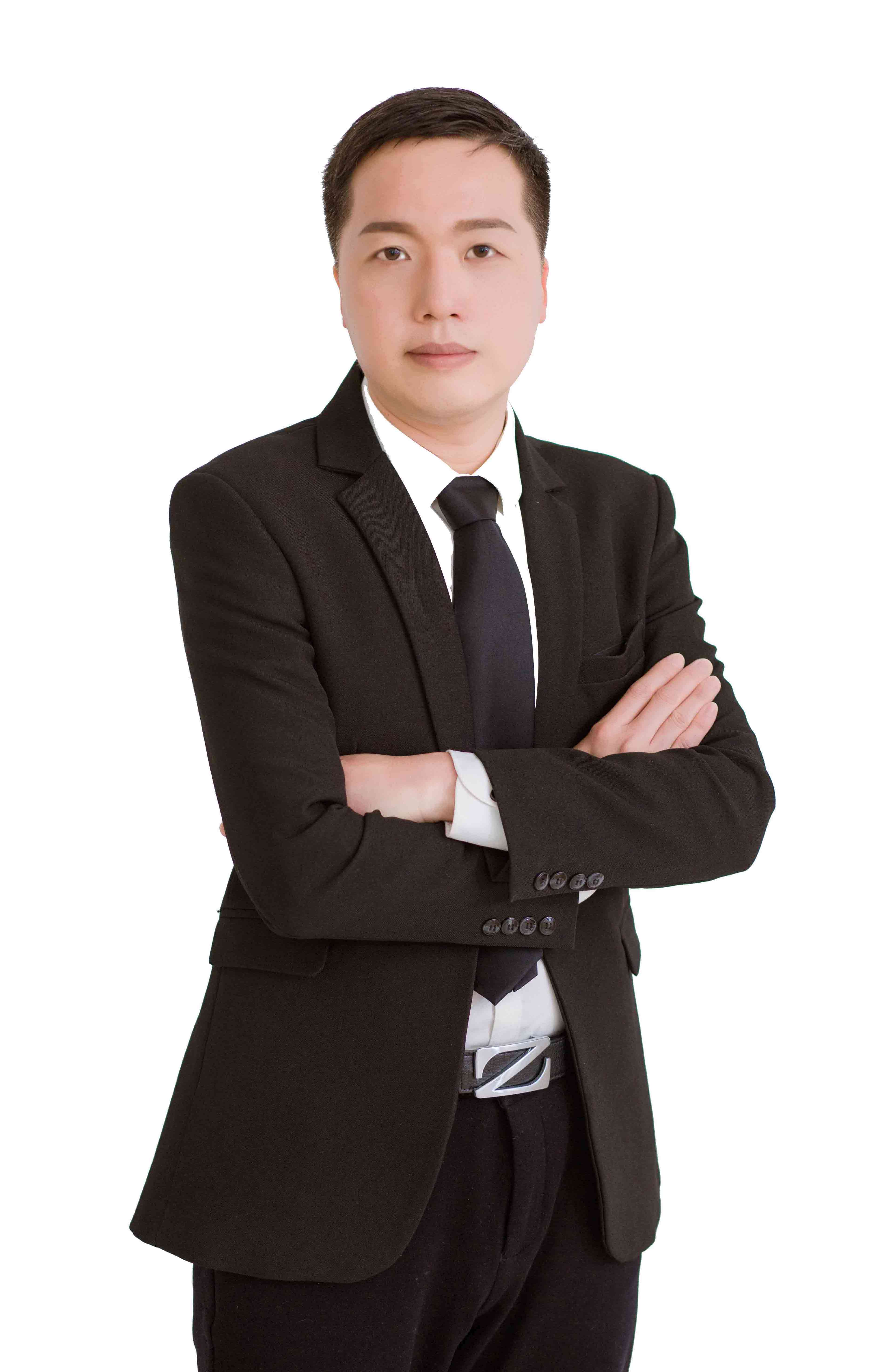 朱华
